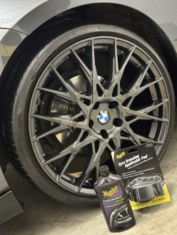 Meguiar's Endurance High Gloss Tire Gel - lesk na pneumatiky, 473 ml