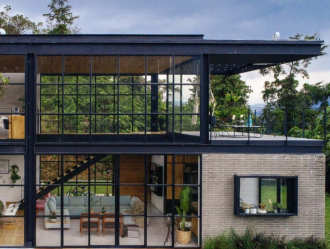 Vrchní barvy na kov