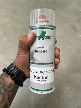 Nově míchané lazurovací barvy a oleje do sprejů