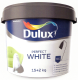 Dulux Perfect White je sněhově bílá akrylátová emulzní barva krémové konzistence s dokonalým rozlivem a perfektním výsledným vzhledem. 99% Bělost.