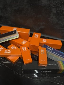 Specialista na RAL a NCS vzorníky! Vše v nabídce skladem.