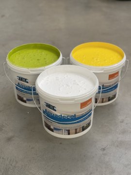 HET Aquadecol SG - VRCHNÍ VODOU ŘEDITELNÁ POLOLESKLÁ AKRYLÁTOVÁ BARVA NA DŘEVO A KOV