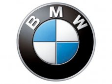Motolak ve spreji BMW